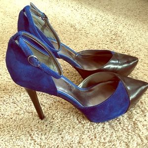 Carlos Santana black/blue heels